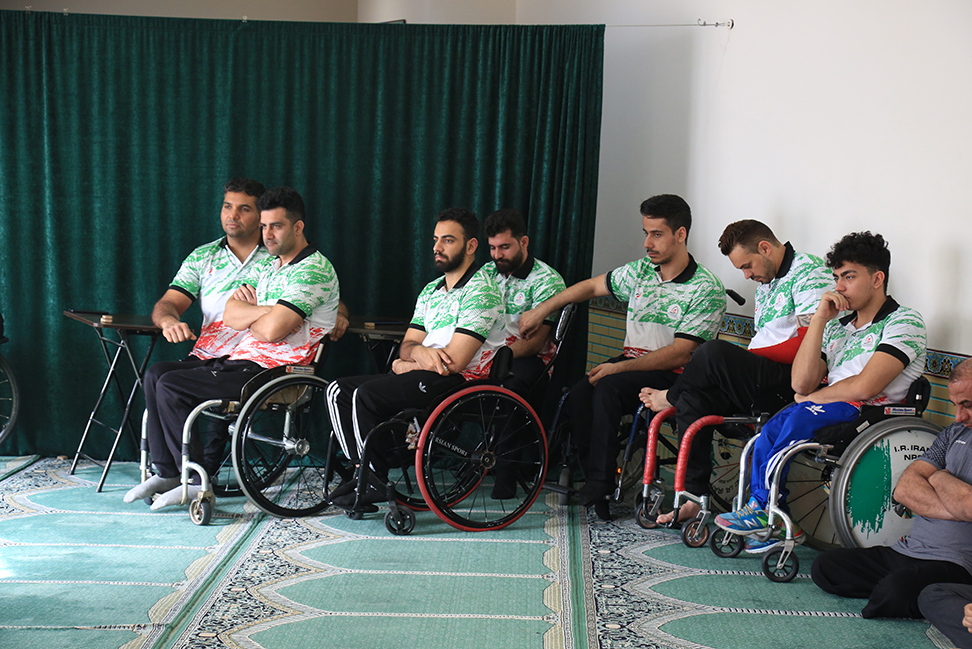 تقدیر از ورزشکاران مسابقات تیراندازی طرح یاران شهید سلیمانی و ملی پوشان بسکتبال با ویلچر