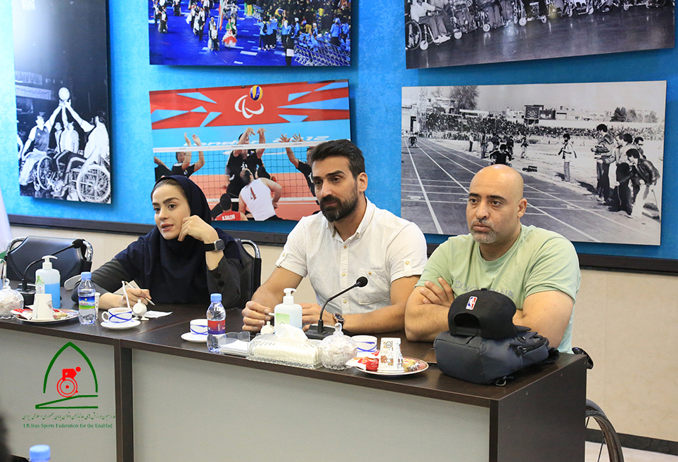 برگزاری جلسه کمیسیون داوران و ورزشکاران با مسئولین فدراسیون